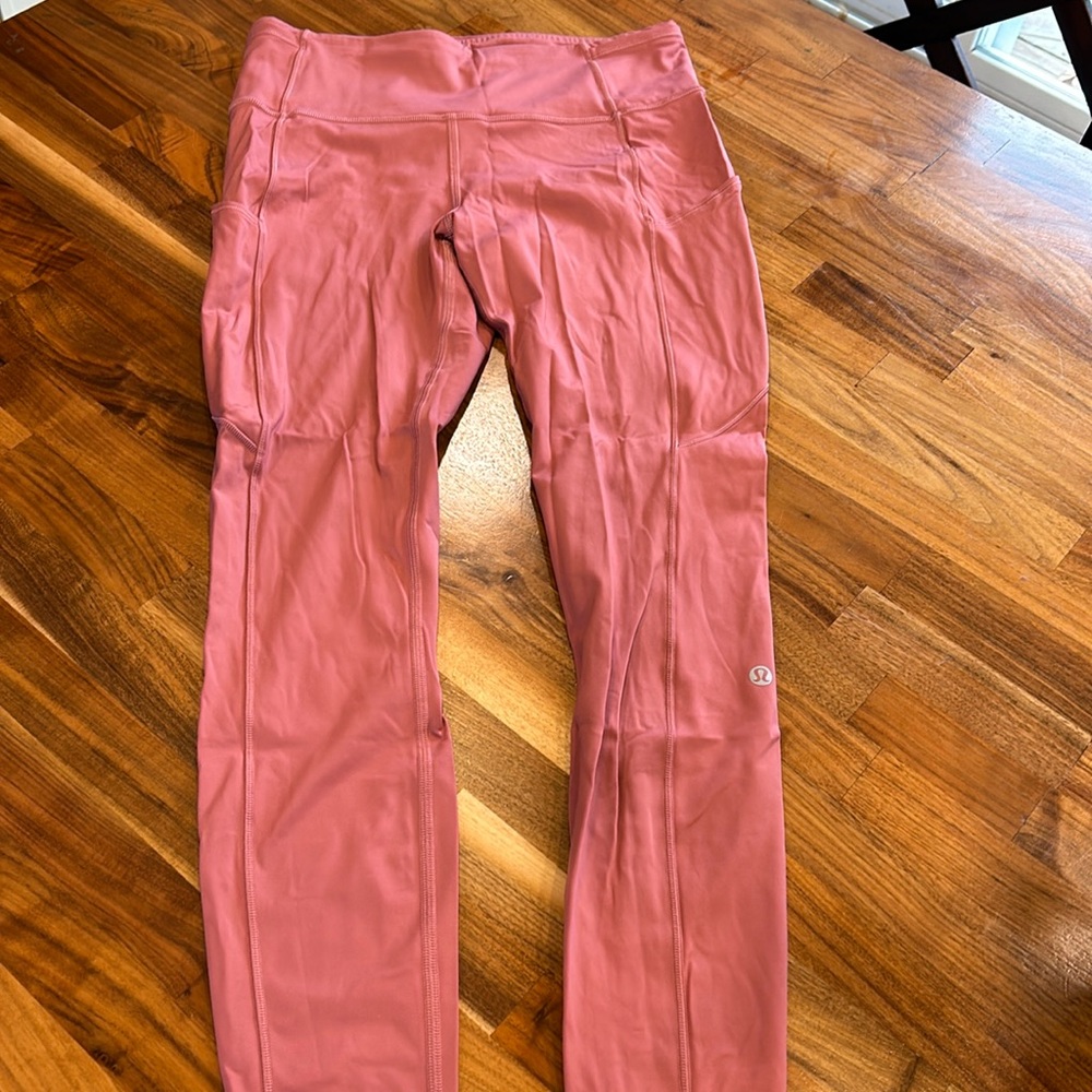 EUC Lululemon leggings